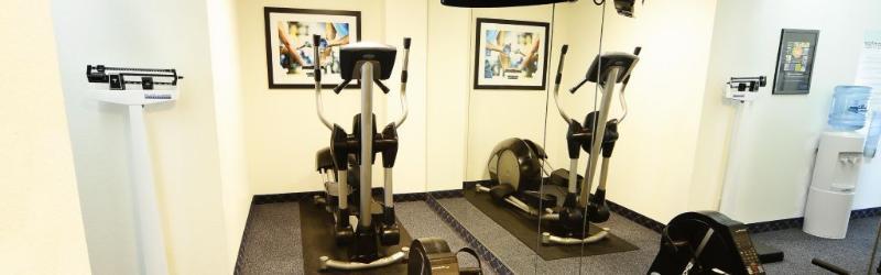 Holiday Express - By Ihg Delafield